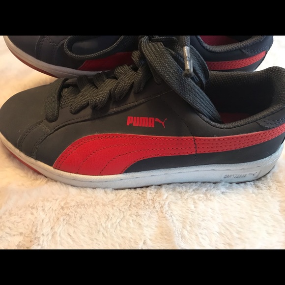 Gently used gray and red puma shoes size 4.5 US - Picture 2 of 5